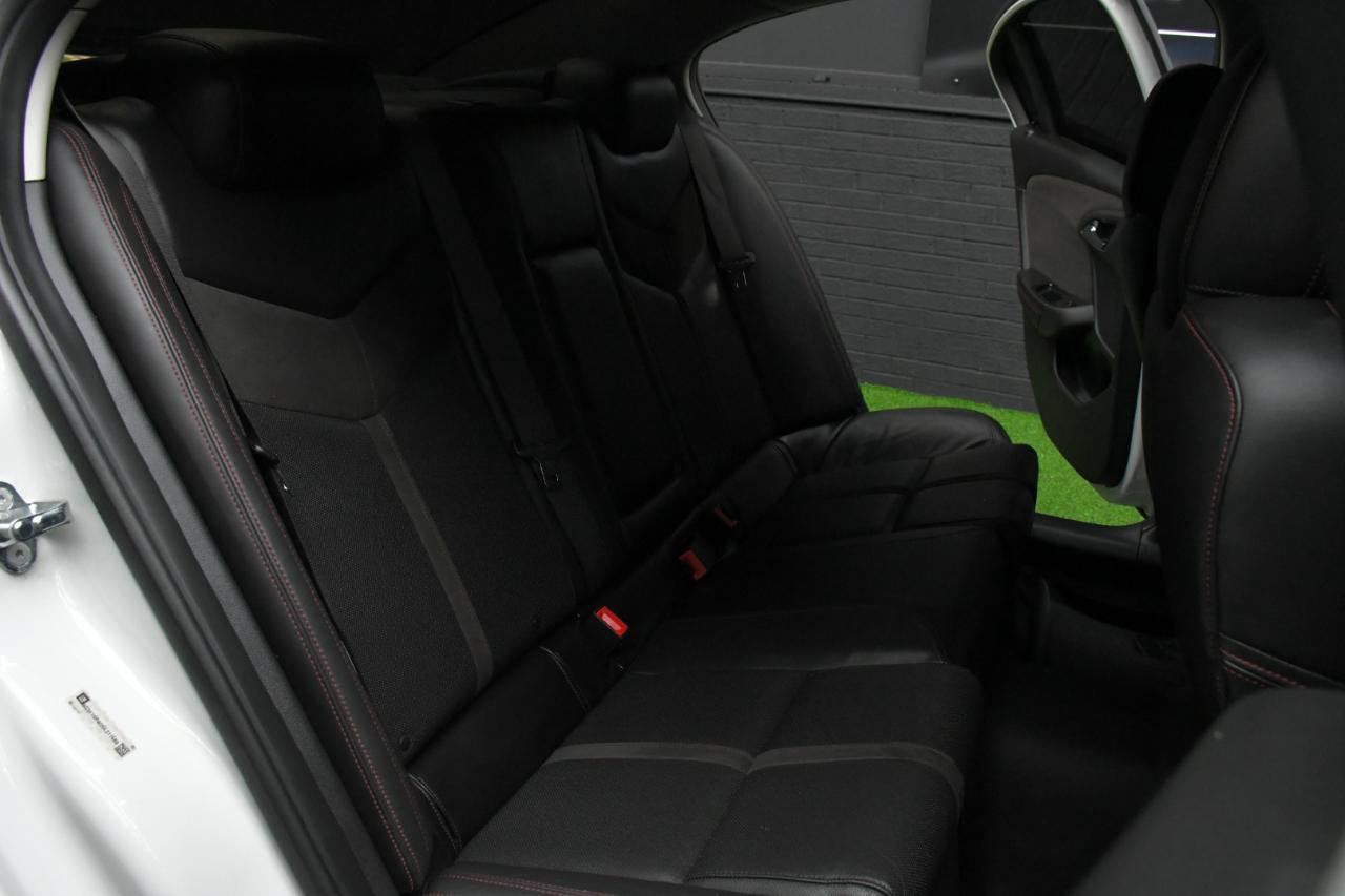 Used 2016 Chevrolet SS RWD image 41