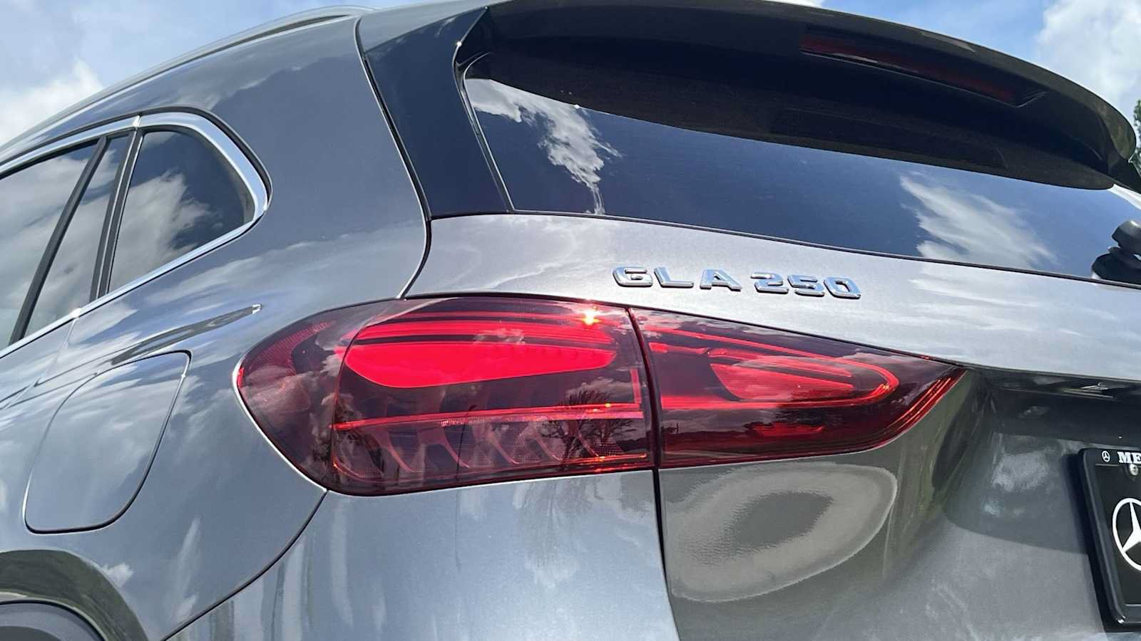 New 2026 Mercedes-Benz GLA 250 4MATIC image 17