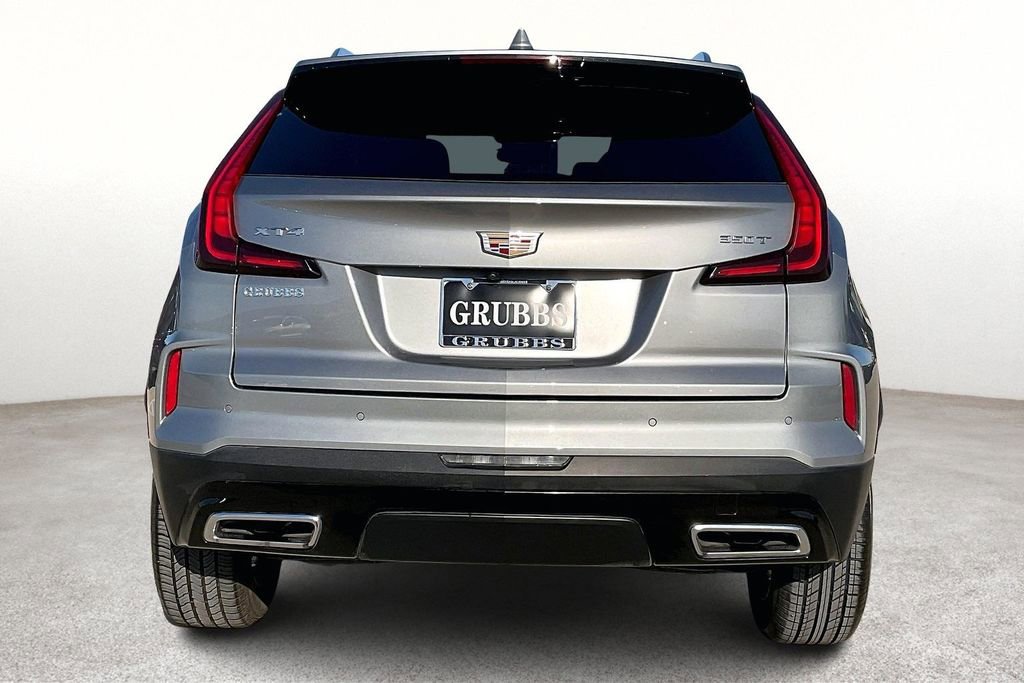 Used 2025 Cadillac XT4 Premium Luxury image 7