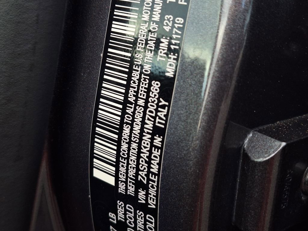 Used 2021 Alfa Romeo Stelvio Ti Sport image 39