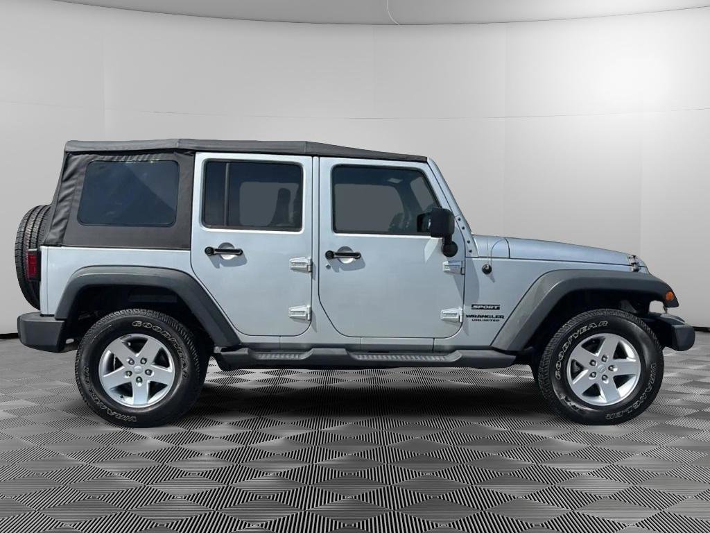 Used 2012 Jeep Wrangler Unlimited Sport AWD/4WD image 6
