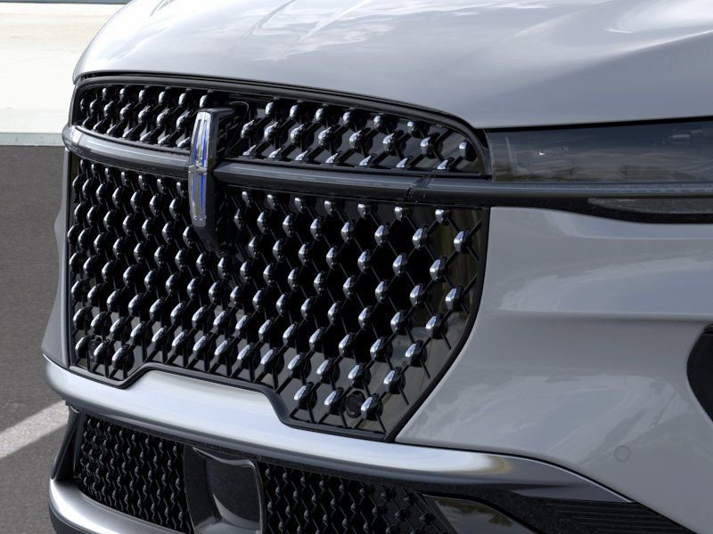 New 2026 Lincoln Nautilus Premier image 17