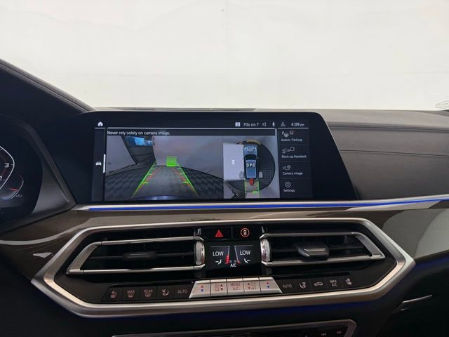 Used 2021 BMW X5 M50i w/ Premium Package image 29