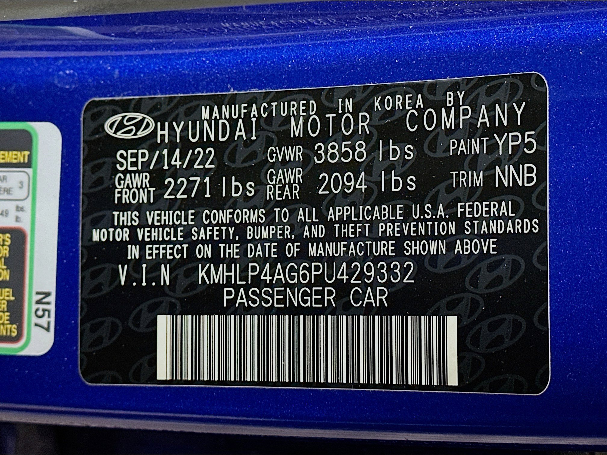 Used 2023 Hyundai Elantra Limited w/ Cargo Package image 12