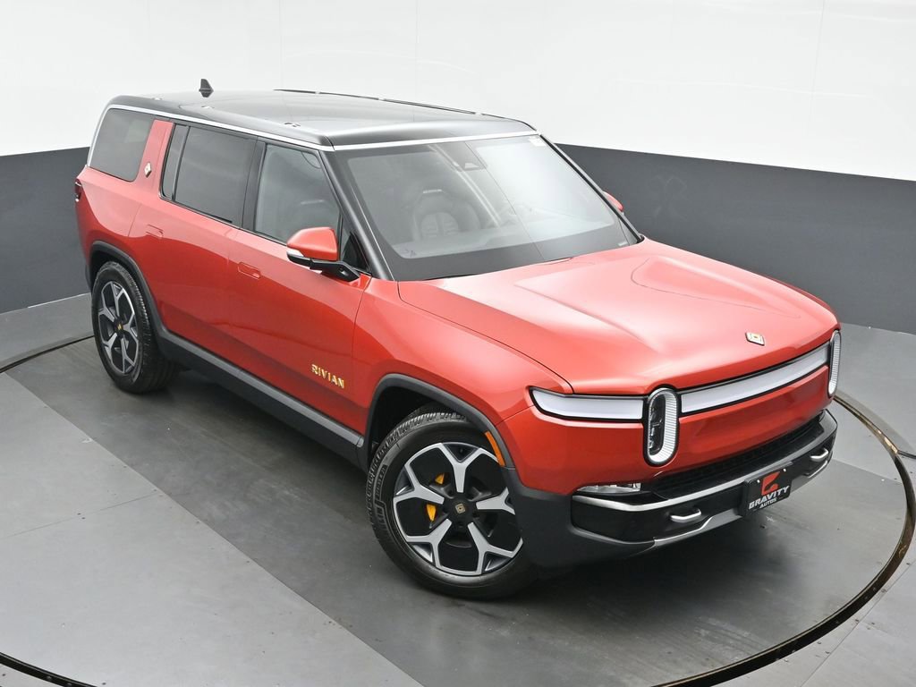 Used 2024 Rivian R1S Adventure AWD/4WD image 32