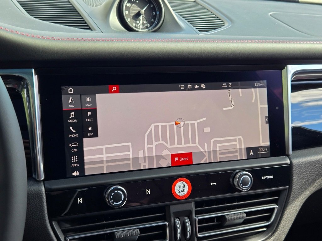New 2026 Porsche Macan image 24