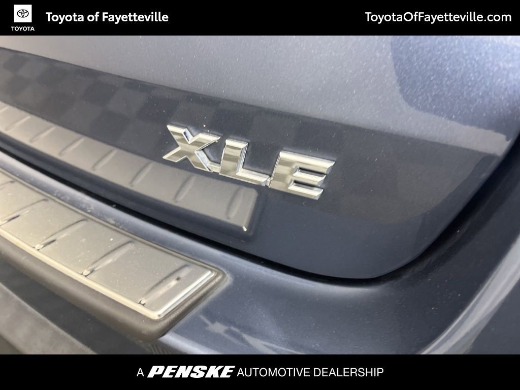 Used 2019 Toyota Highlander XLE FWD image 19