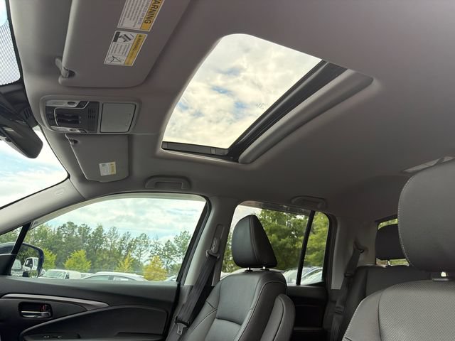 Used 2023 Honda Ridgeline RTL-E image 32