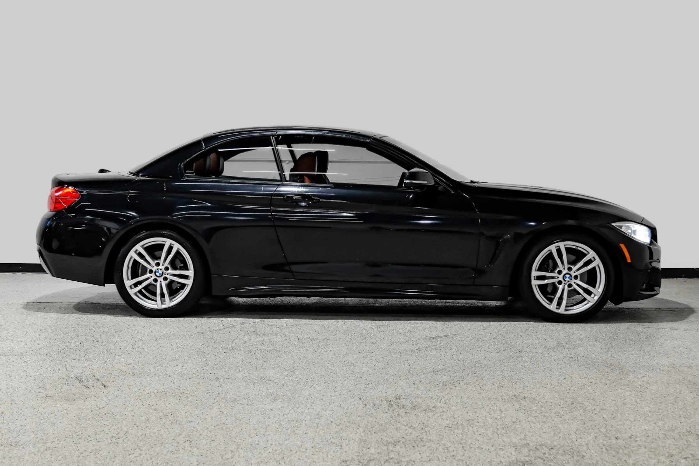 Used 2014 BMW 428i Convertible RWD image 4