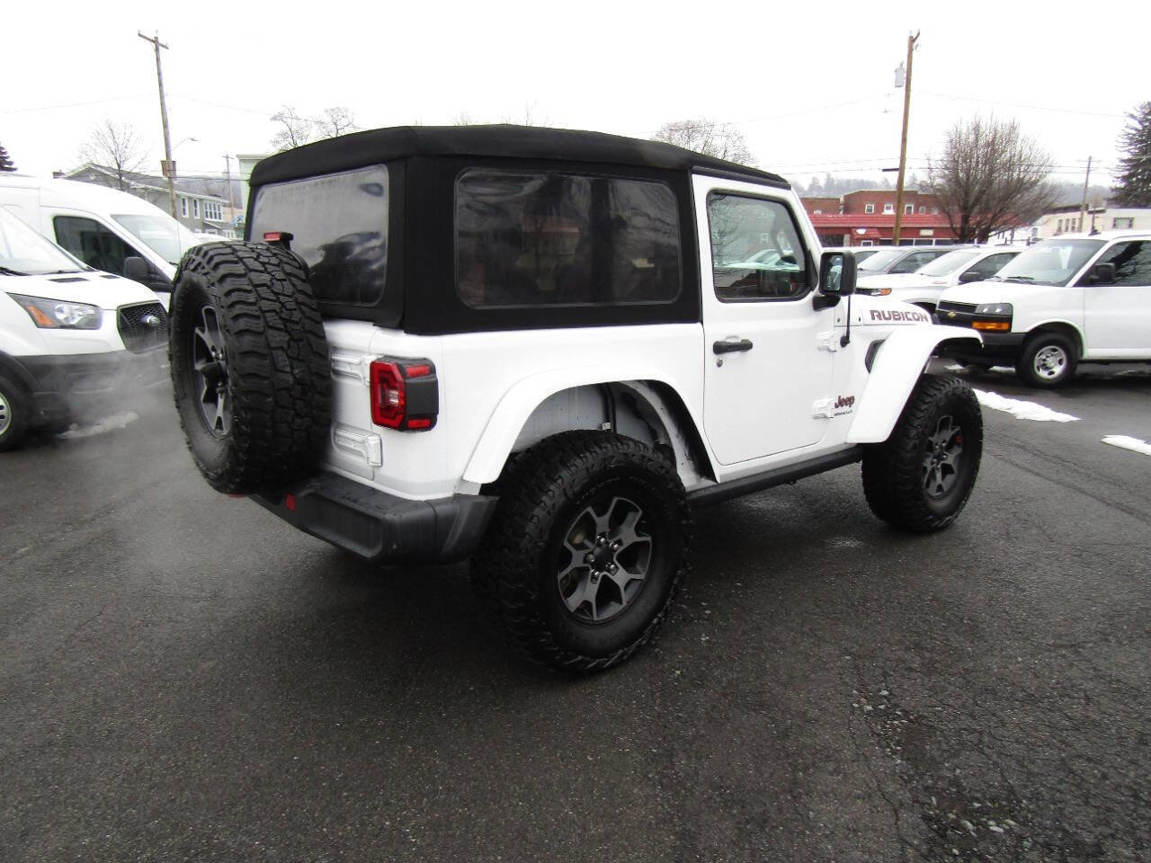 Used 2018 Jeep Wrangler Rubicon w/ Cold Weather Group image 39