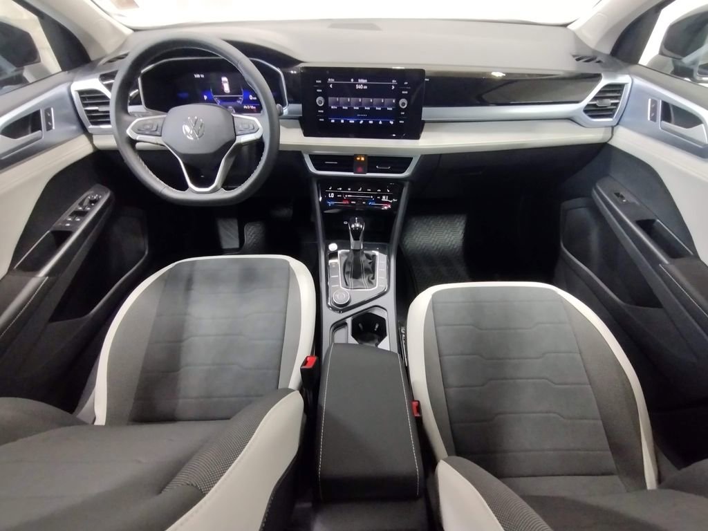 New 2026 Volkswagen Taos SE AWD/4WD image 37