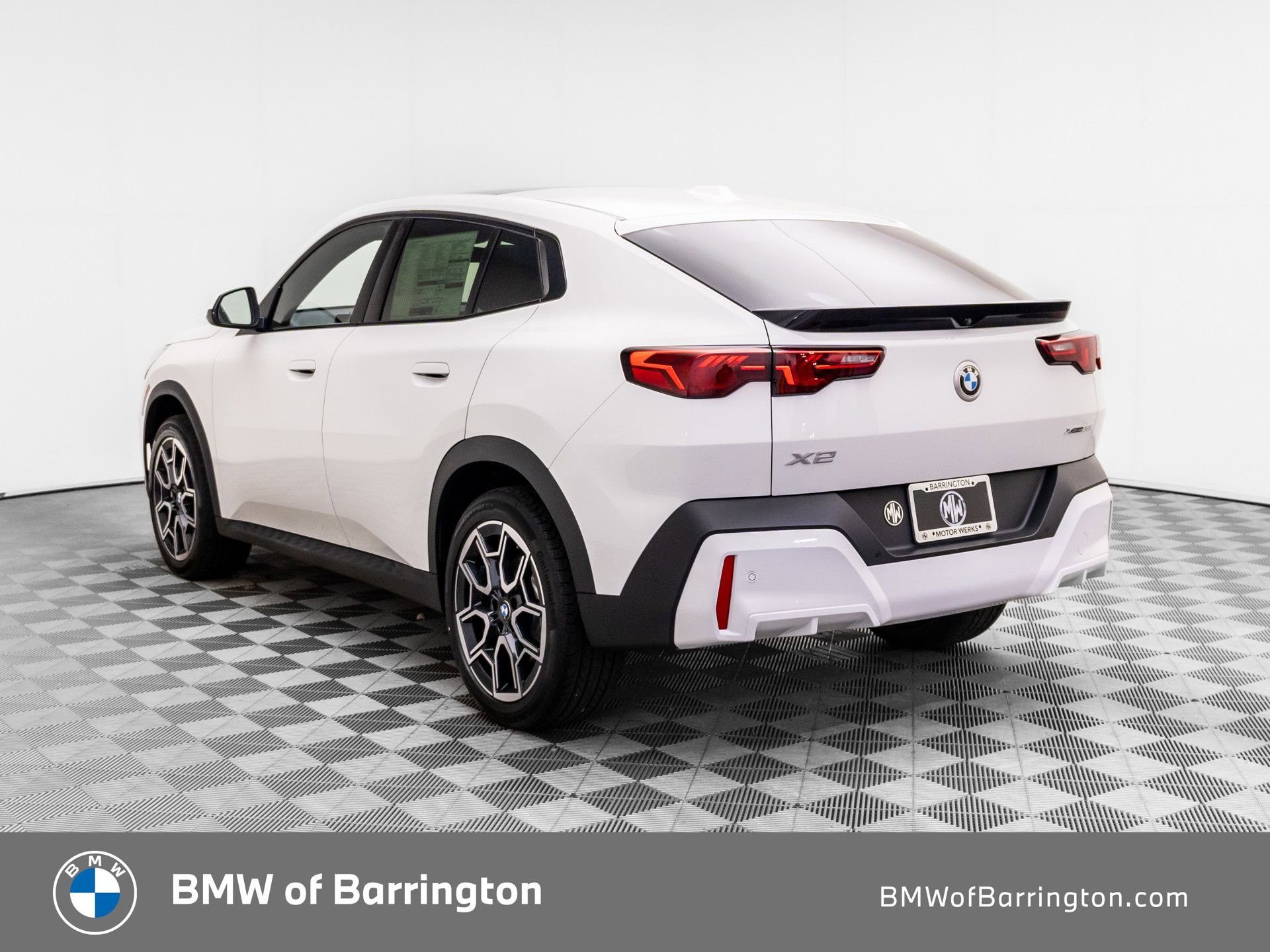 New 2026 BMW X2 xDrive28i w/ Convenience Package AWD/4WD image 3