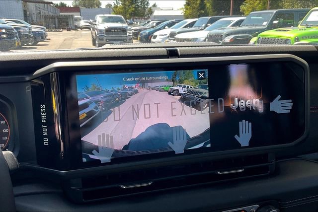 New 2025 Jeep Wrangler Unlimited Rubicon image 20