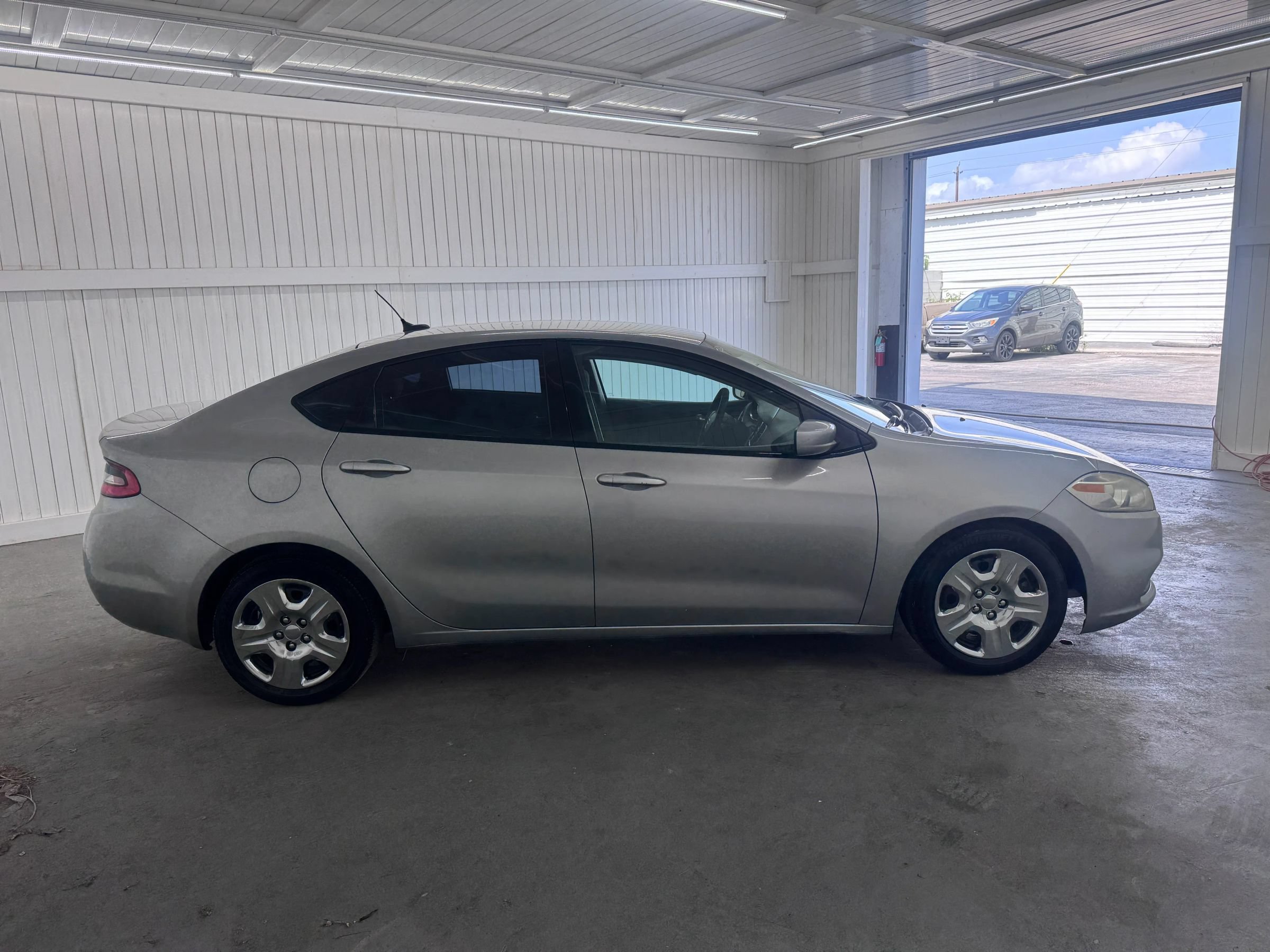 Used 2015 Dodge Dart SE w/ Convenience Group FWD image 4