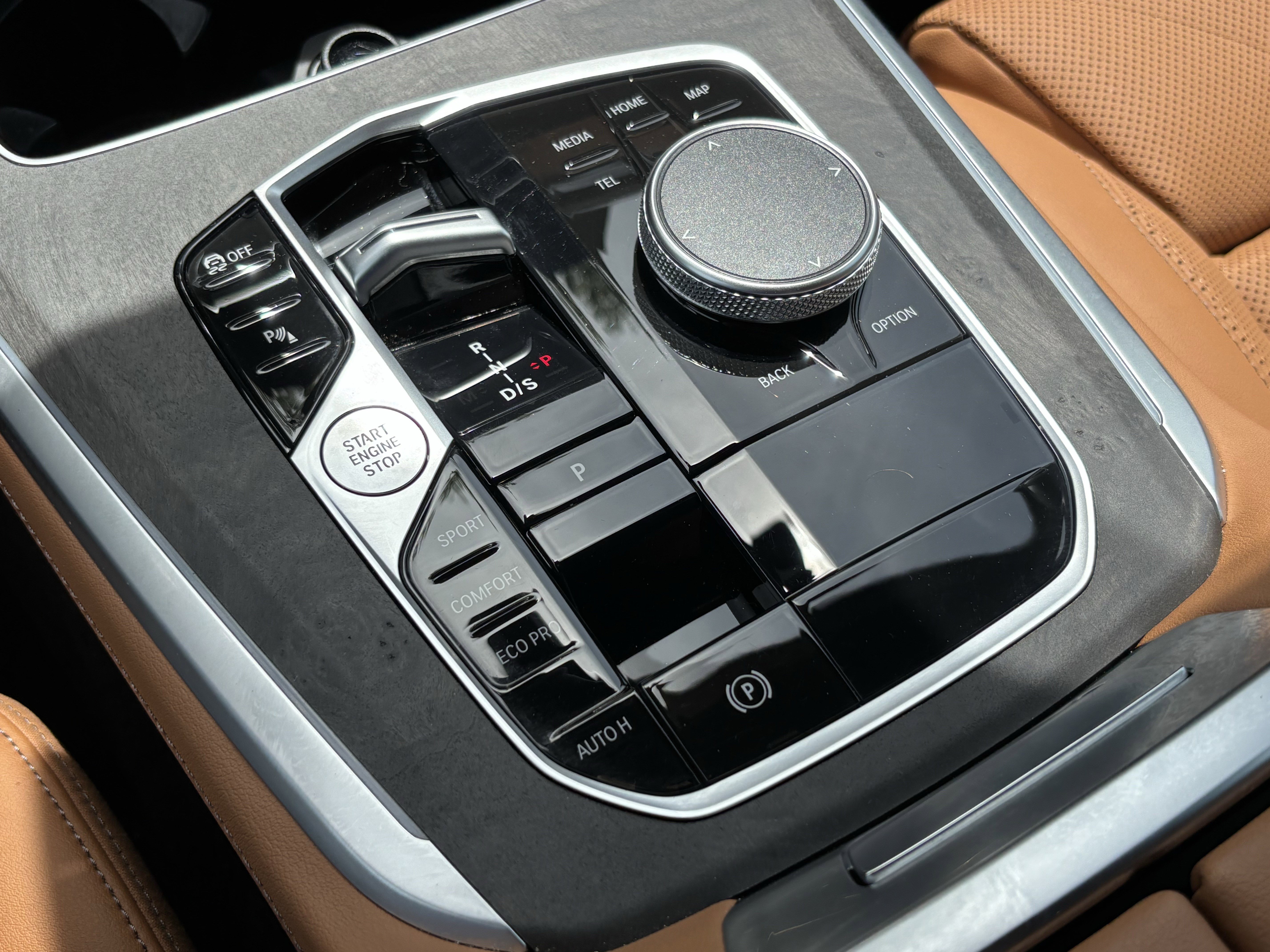 Certified 2024 BMW X5 sDrive40i w/ Premium Package image 26