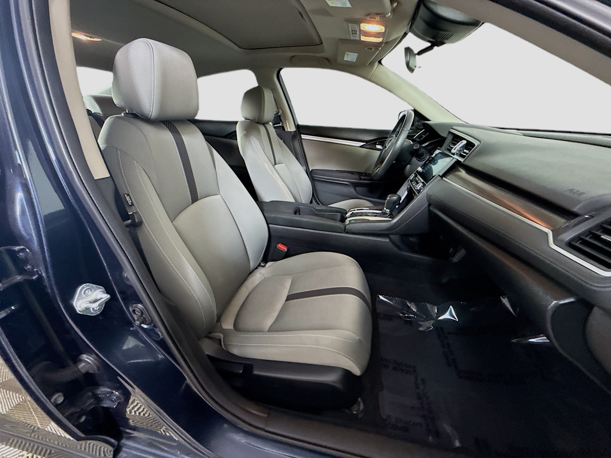 Used 2021 Honda Civic EX image 29