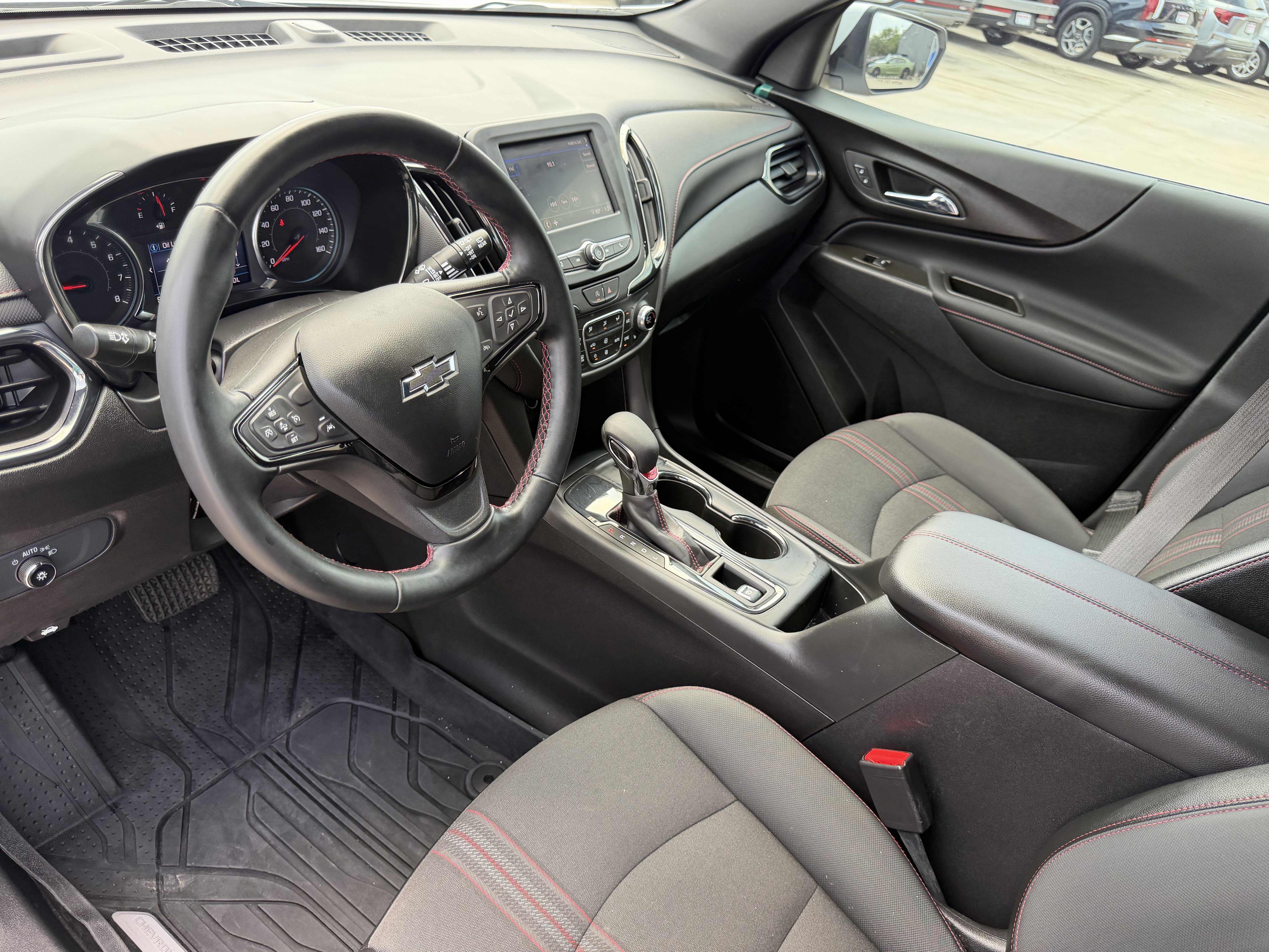 Used 2023 Chevrolet Equinox RS w/ LPO, Floor Liner Package FWD image 22