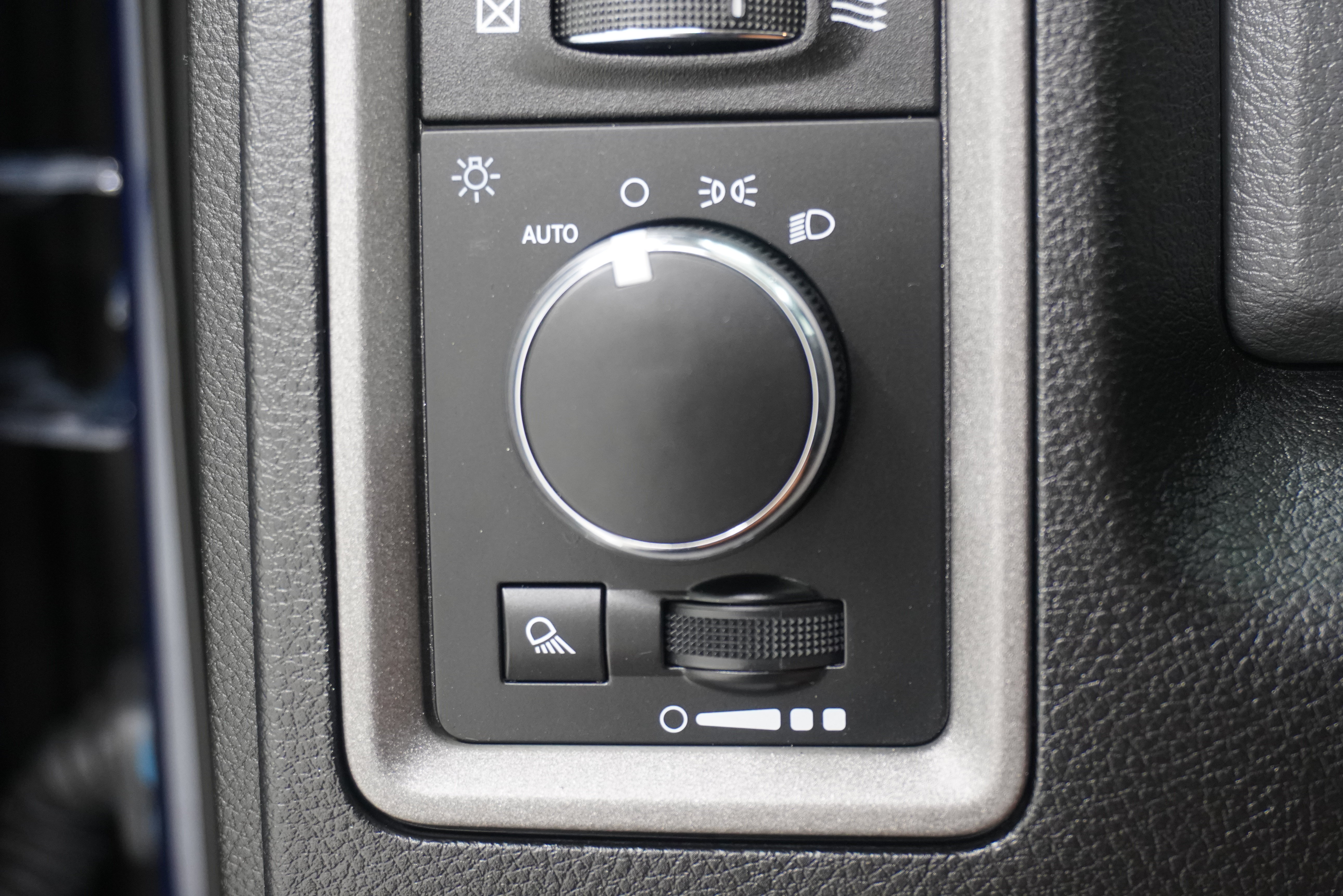 Used 2018 RAM 2500 Tradesman w/ Popular Equipment Group RWD image 19