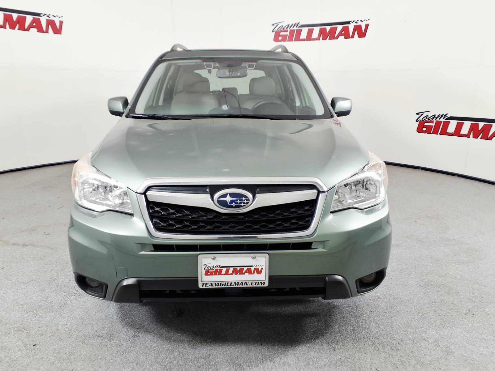 Used 2016 Subaru Forester 2.5i Limited AWD/4WD image 2