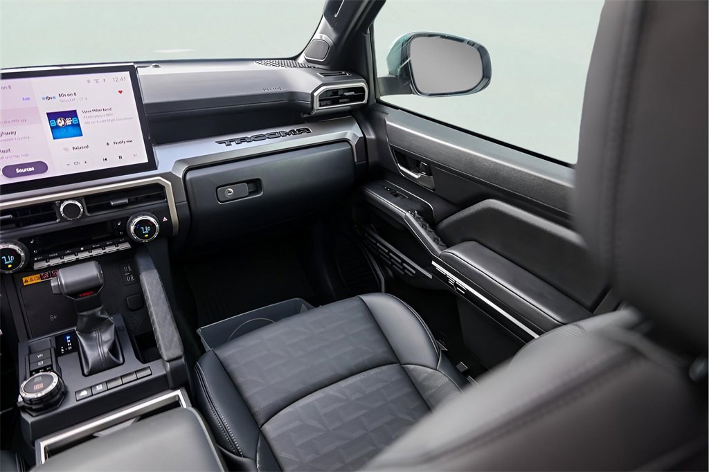 Used 2024 Toyota Tacoma 4x4 Double Cab Hybrid image 31