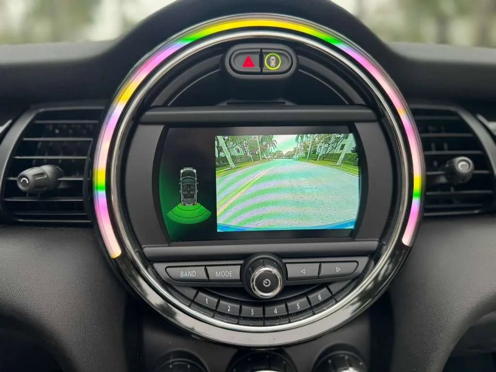 Used 2021 MINI Cooper Convertible w/ Signature Upholstery Package image 14