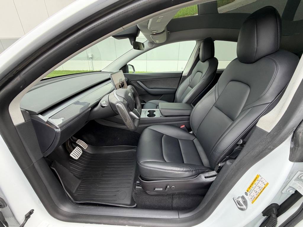 Used 2022 Tesla Model Y Performance AWD/4WD image 27