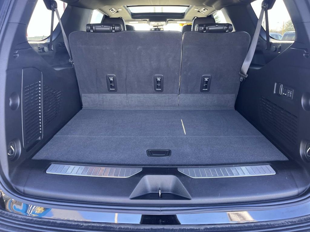 Certified 2025 GMC Yukon XL Denali w/ Sun & Power Step Package image 10