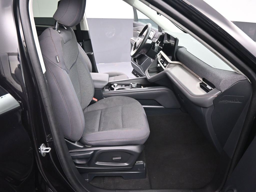 Certified 2025 Ford Explorer Active image 6