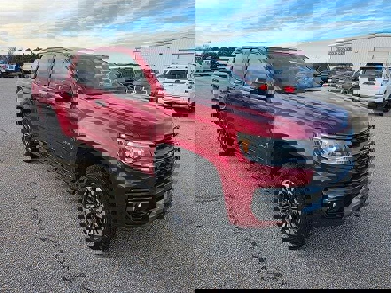 Used 2021 Chevrolet Colorado Z71 image 3