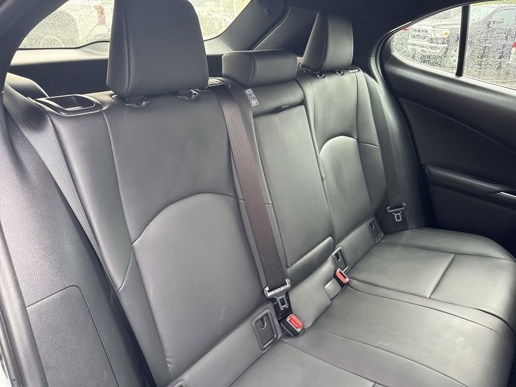 Used 2024 Lexus UX 250h AWD image 19