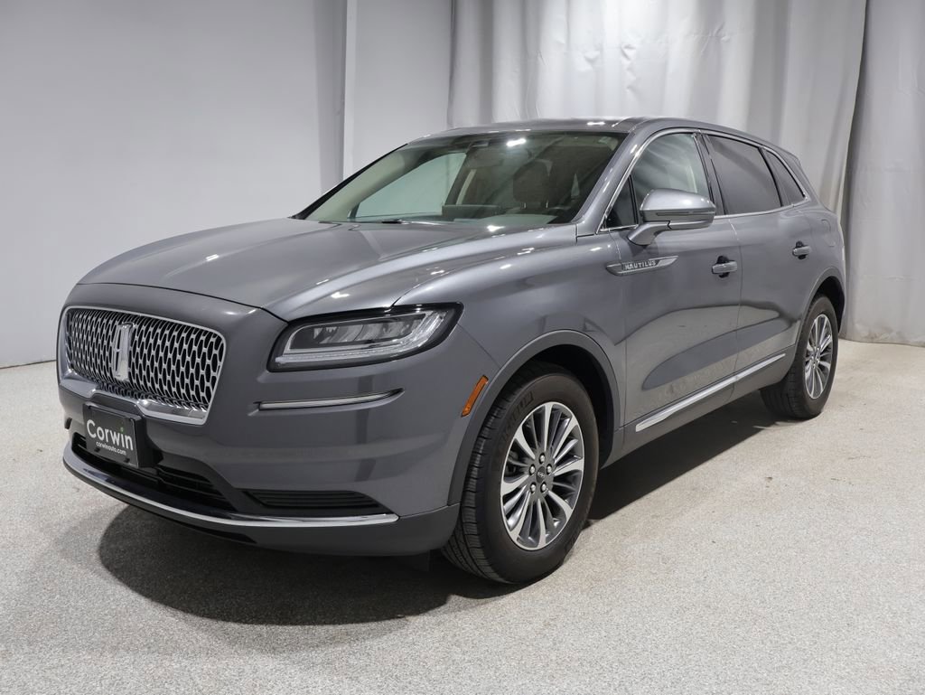 Used 2023 Lincoln Nautilus AWD image 5