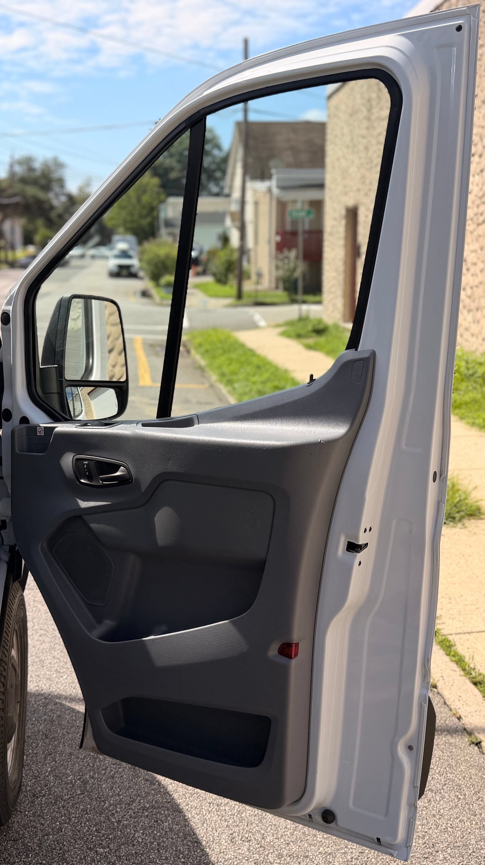 Used 2019 Ford Transit 350 148 High Roof Extended RWD image 19