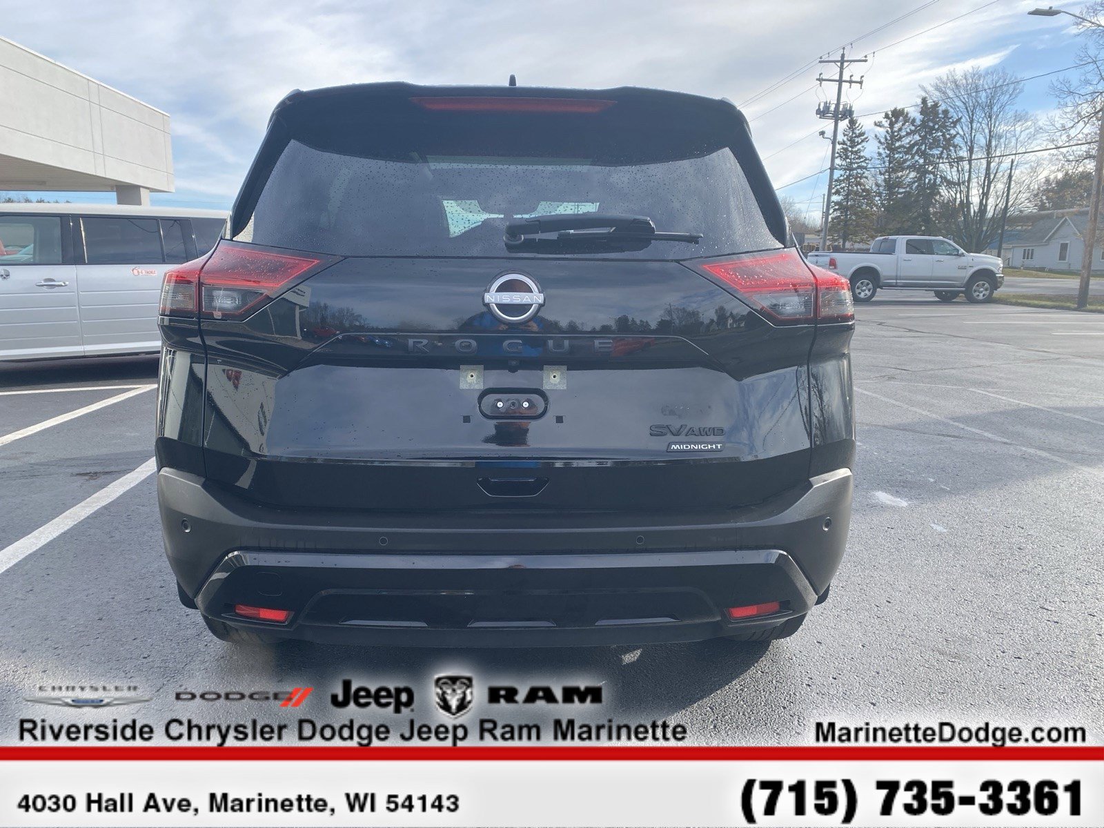 Used 2023 Nissan Rogue SV w/ SV Premium B Package image 8
