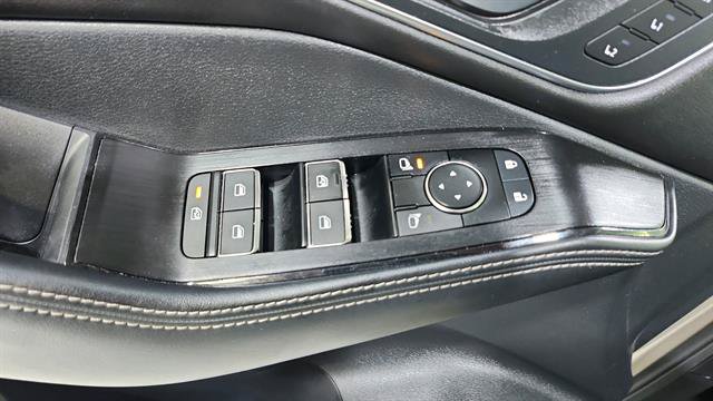Certified 2023 Nissan Rogue Platinum FWD image 21