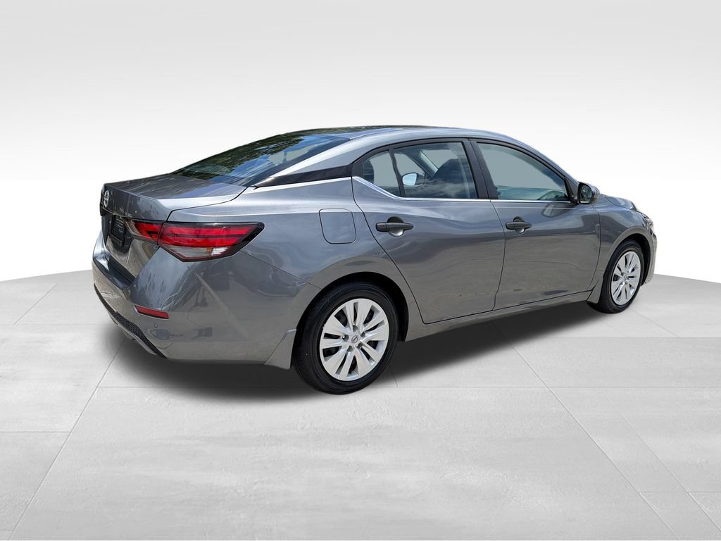 Used 2024 Nissan Sentra S FWD image 8