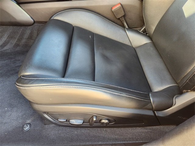 Used 2021 Porsche Taycan 4S image 22