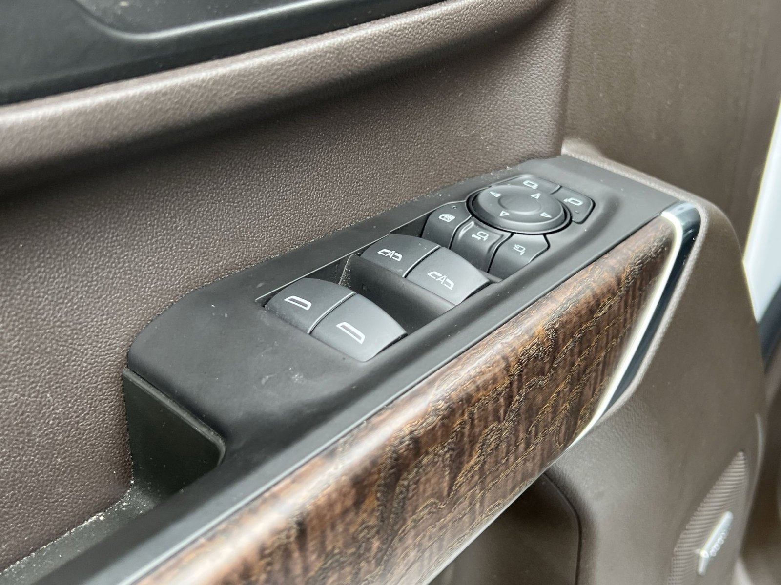 Used 2021 GMC Sierra 2500 Denali w/ Denali Ultimate Package image 12