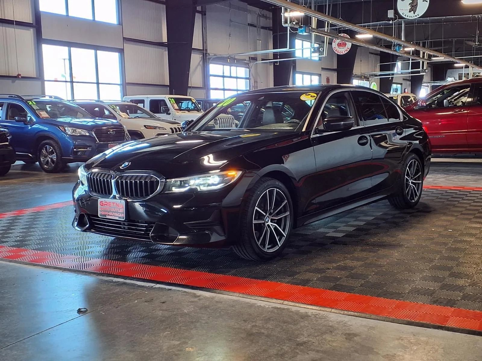 Used 2020 BMW 330i xDrive Sedan w/ Convenience Package AWD/4WD image 3