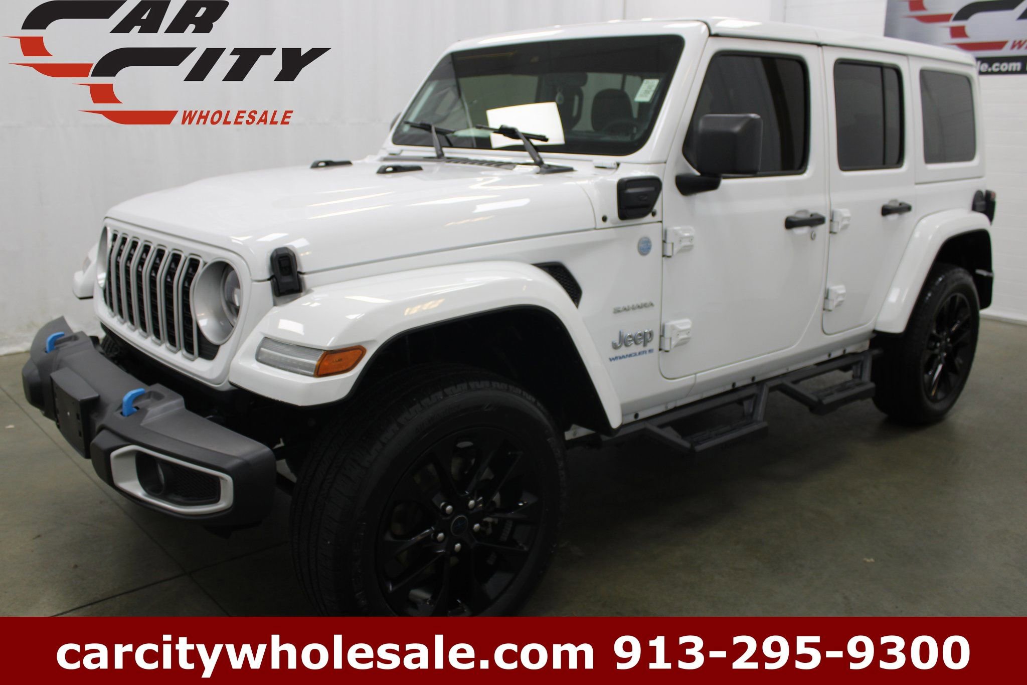 Used 2024 Jeep Wrangler Unlimited Sahara image 1