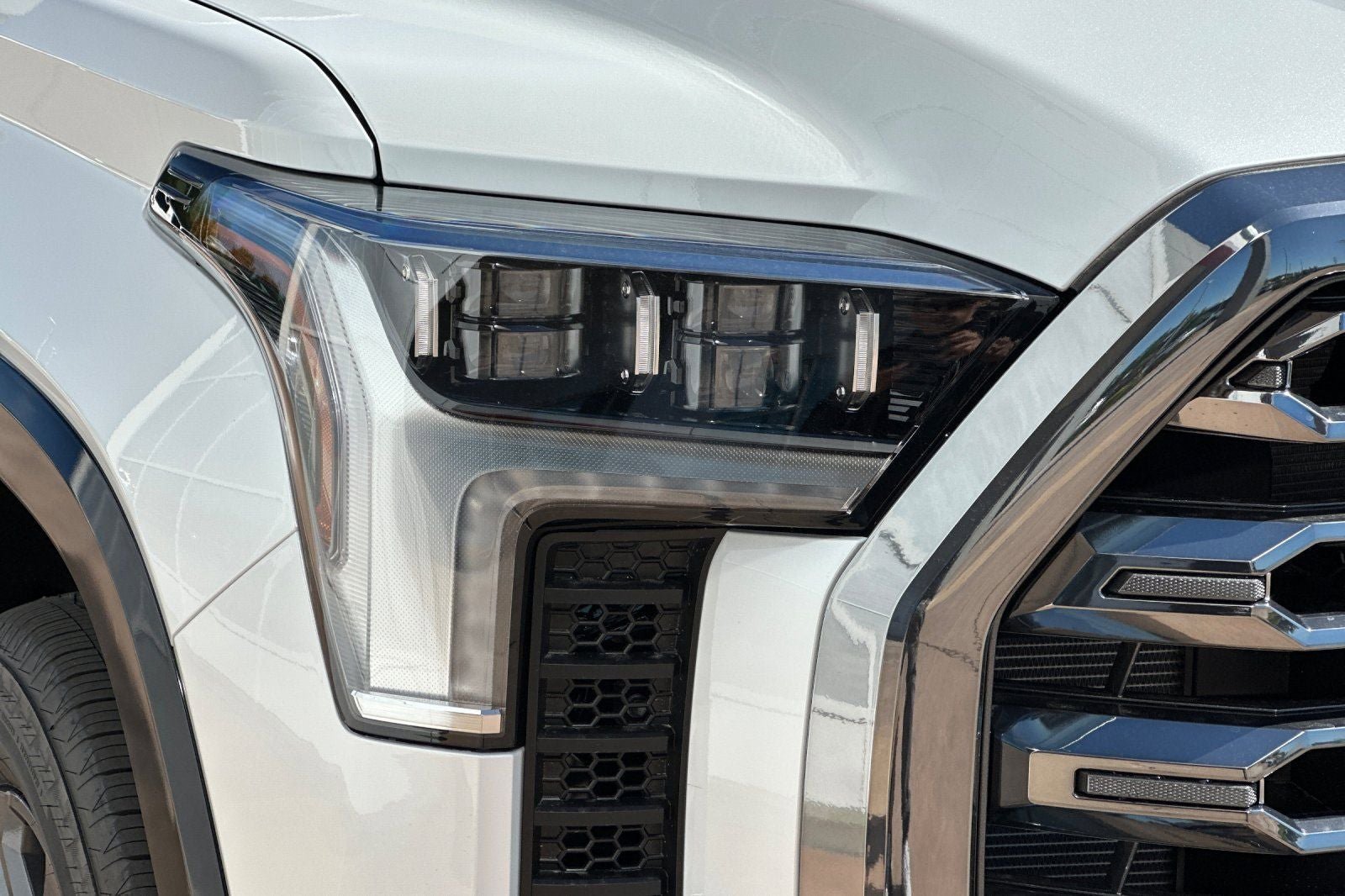 New 2026 Toyota Tundra Platinum image 32