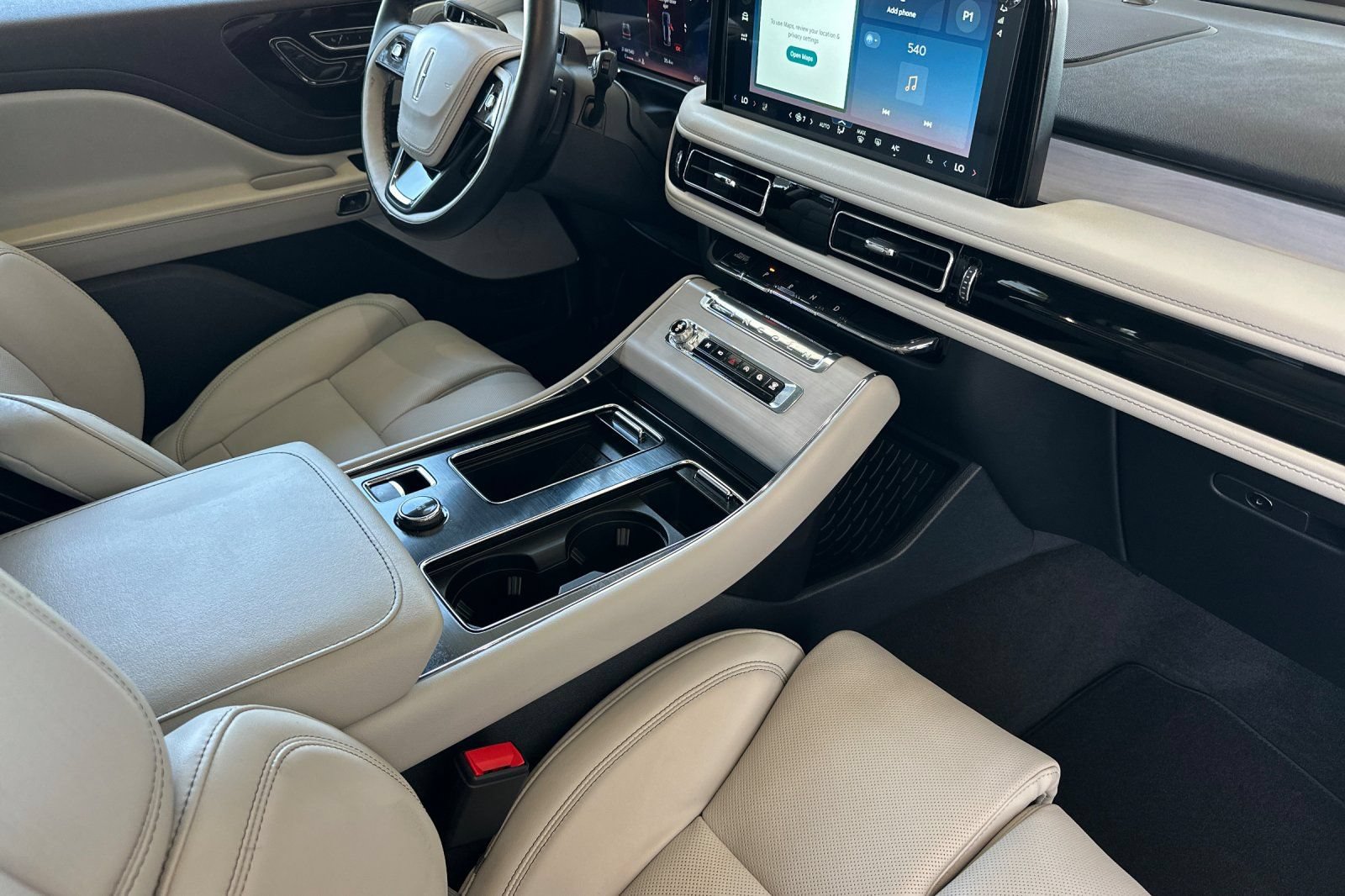 New 2026 Lincoln Aviator Reserve AWD/4WD image 16