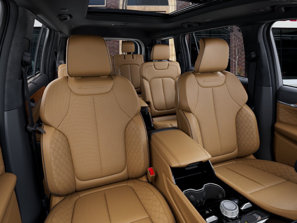 New 2027 Jeep Grand Cherokee L Summit AWD/4WD image 16