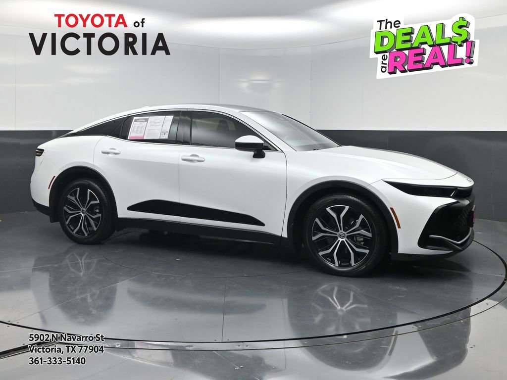 Used 2024 Toyota Crown Limited image 1