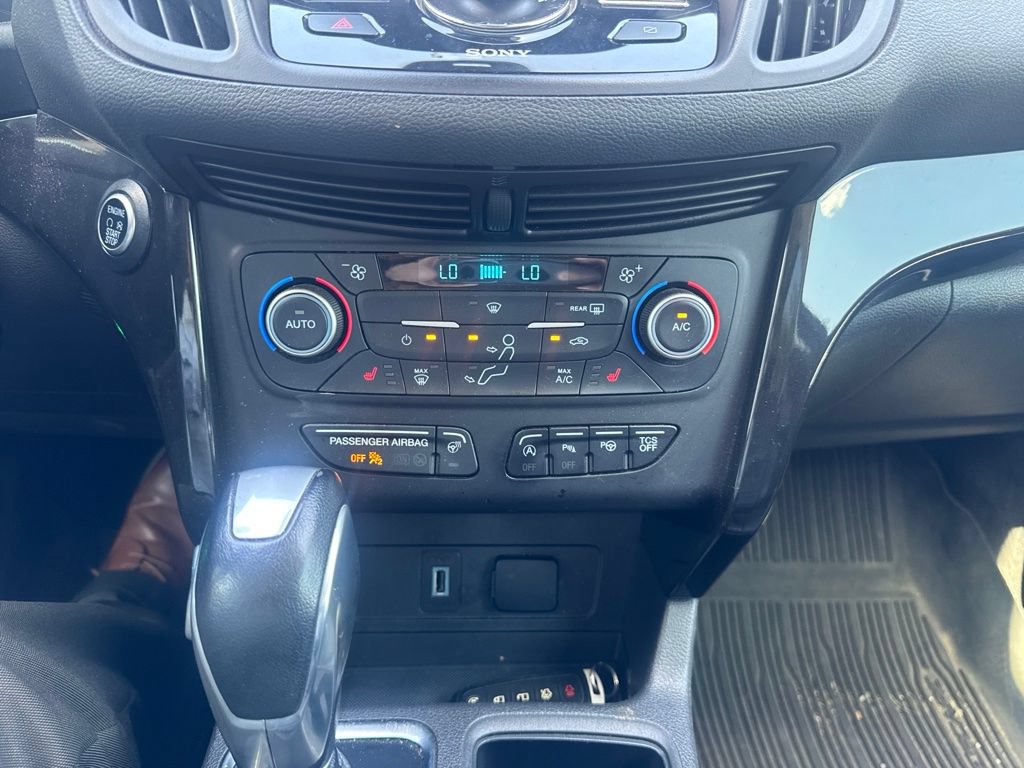 Used 2019 Ford Escape Titanium FWD image 23