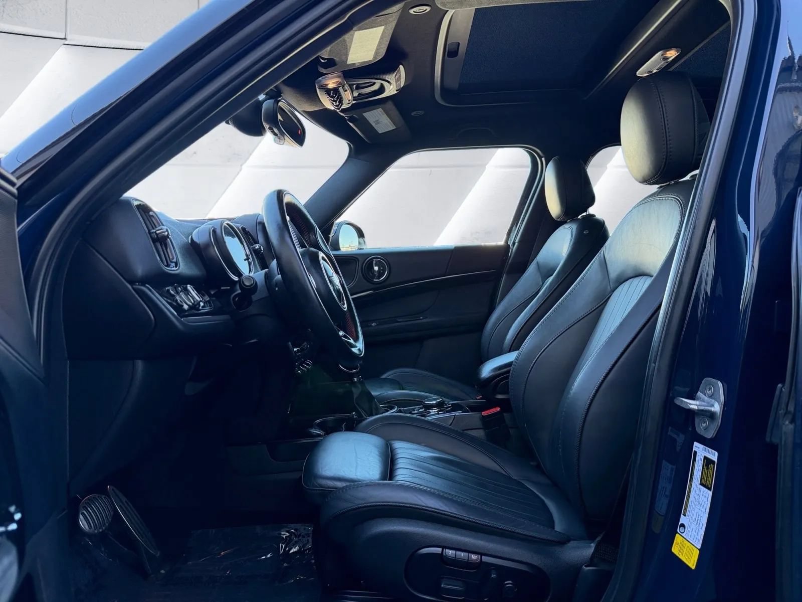 Used 2017 MINI Cooper Countryman S FWD image 9