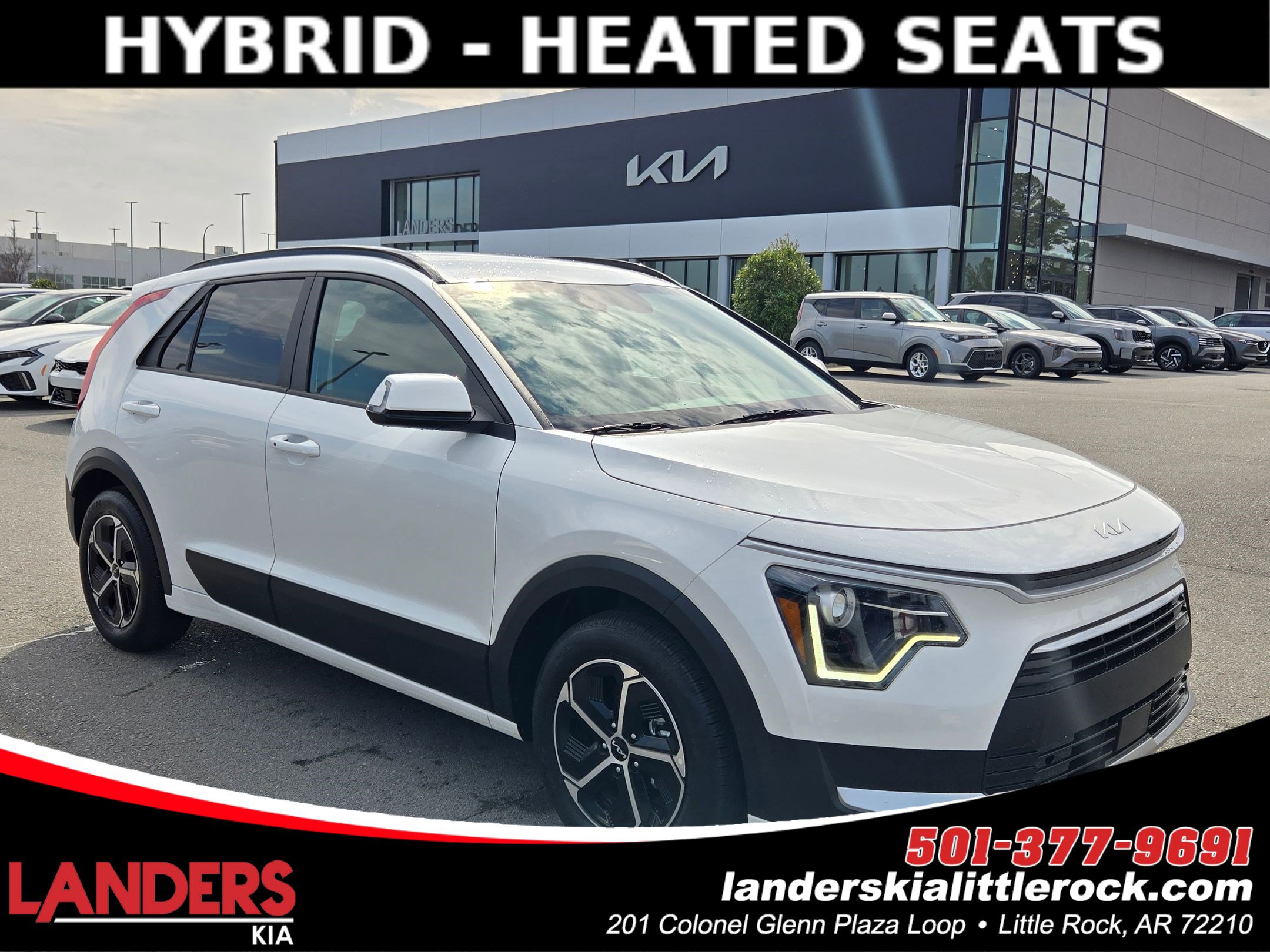 Used 2024 Kia Niro EX image 1