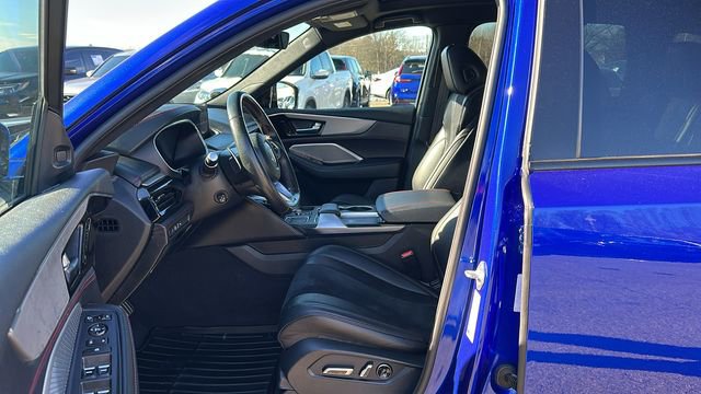 Used 2023 Acura MDX A-Spec image 9