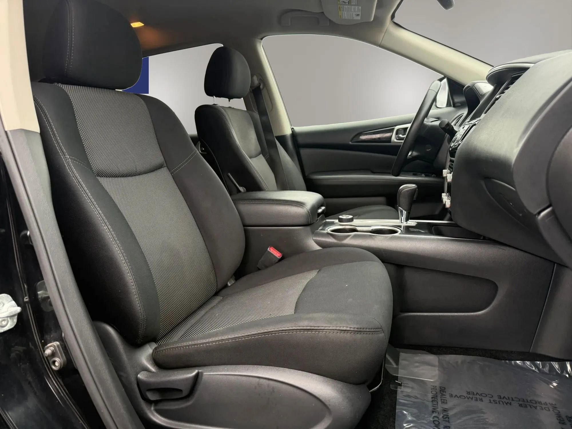 Used 2019 Nissan Pathfinder SV AWD/4WD image 25