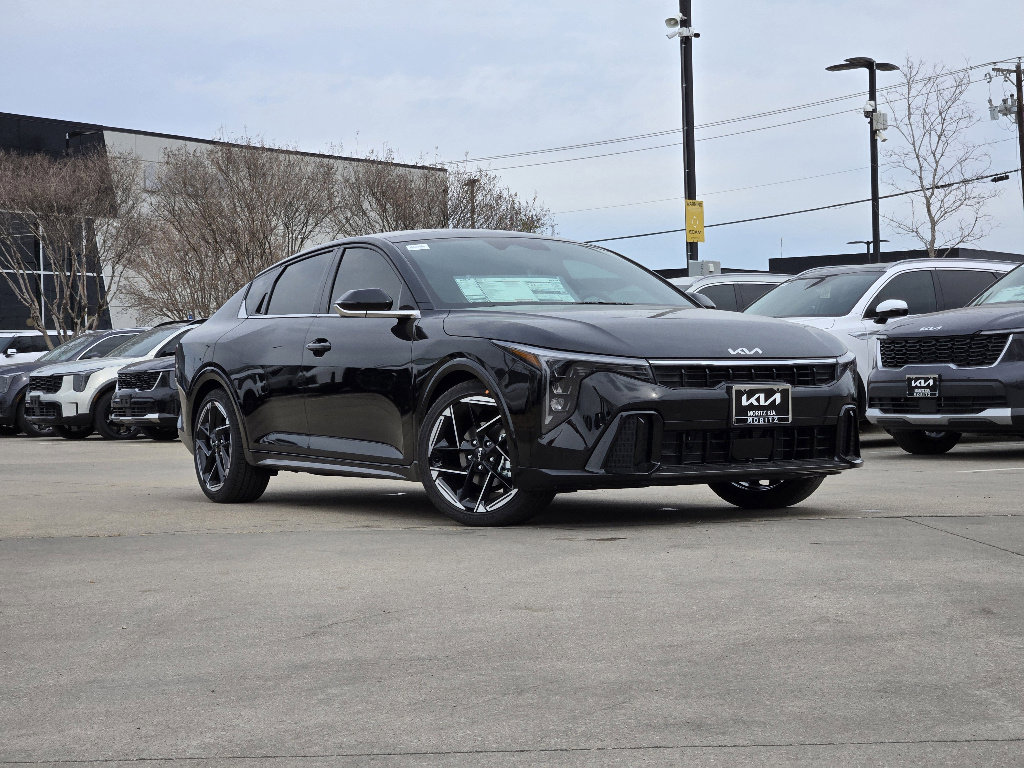 New 2026 Kia K4 GT-Line