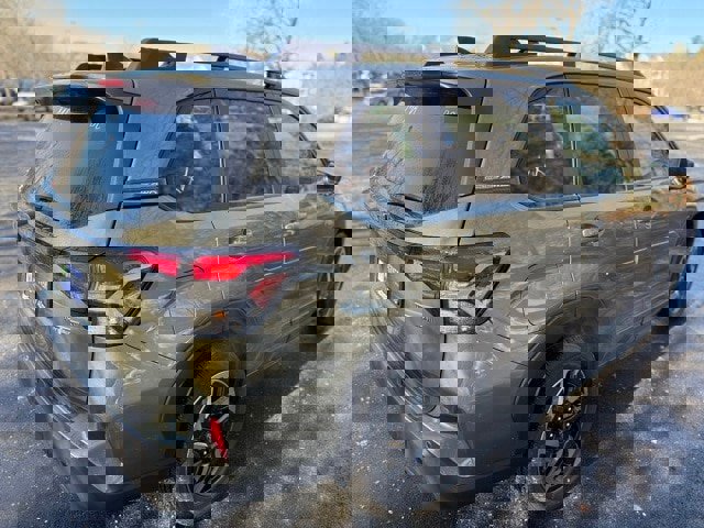 New 2025 Subaru Forester Limited image 9